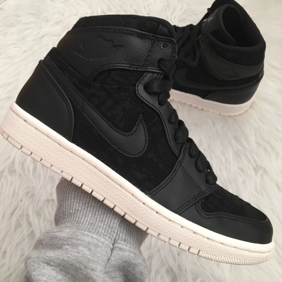 Jordan Shoes - NEW Air Jordan 1 Retro High Premium Women Sneakers